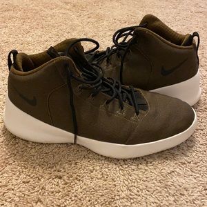 Men’s Nike Hyperfresh Rare Brown/Green Color